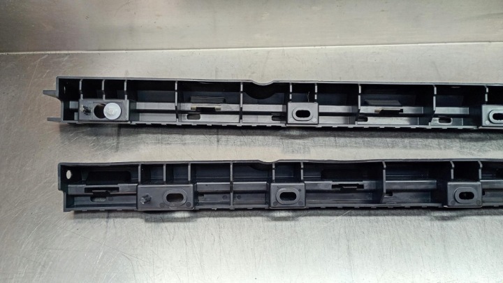 FIXATION BAGUETTES SEUIL GAUCHE 32216523 32216525 VOLVO XC90 II 15-