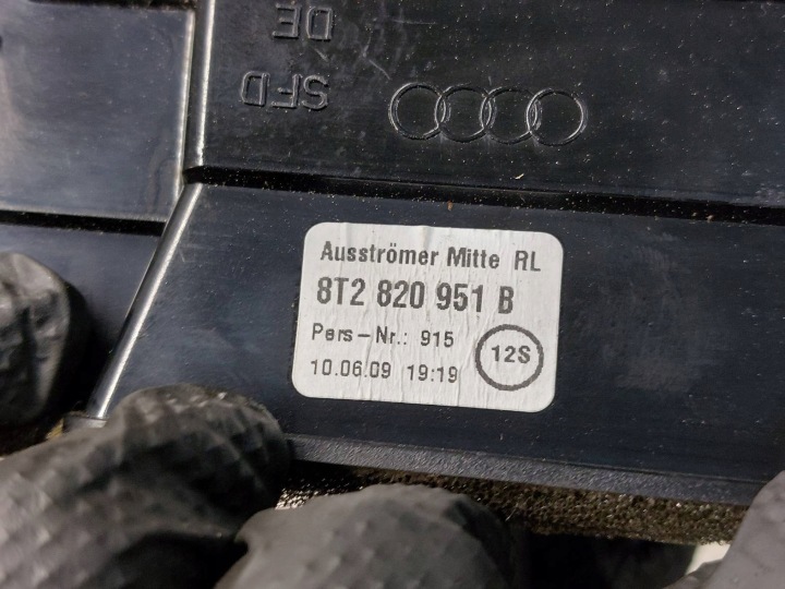 CHÂSSIS TABLEAU DE BORD GRILLES CONDUIT D'AIR AUDI A5 8T UK ANGLAIS 8T2857185
