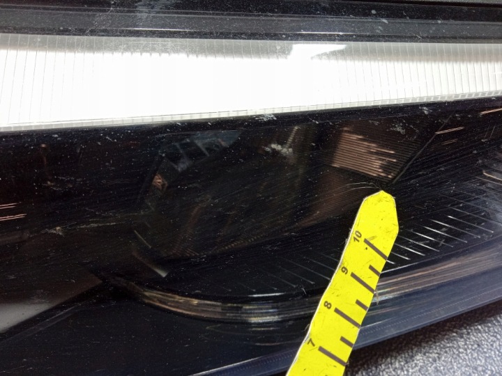 HYUNDAI TUCSON III PROJECTEUR DROIT EUROPE 92102-D7200
