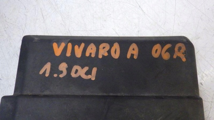 COUVERCLE BOÎTES FUSIBLES OPEL VIVARO FURGON (F7) 8200046403 1.87L