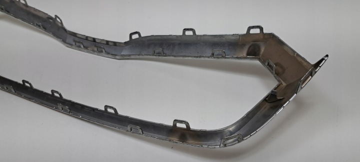 SKODA OCTAVIA IV MOULURE CHROME GRILLE DE RADIATEUR 5E3853761
