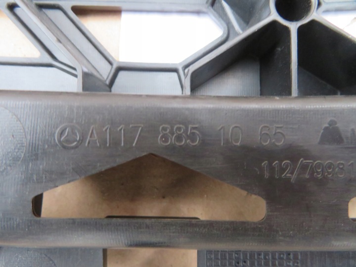 GLISSIÈRE PARE-CHOCS ARRIÈRE ARRIÈRE MERCEDES-BENZ CLA A117 A1178851065