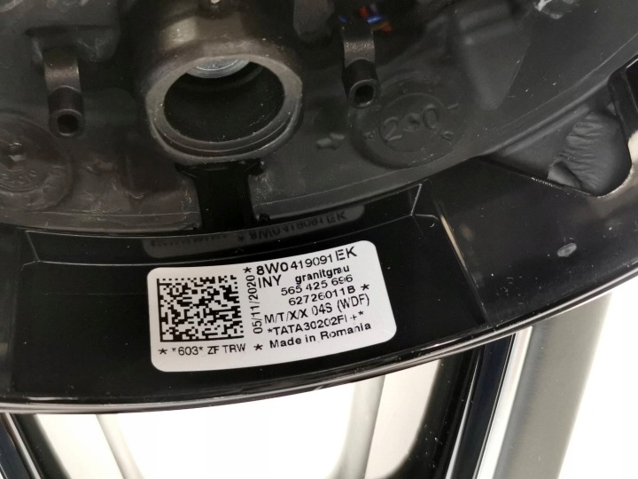 VOLANT AUDI A4 8W CUIR MULTIFONCTION 8W0419091EK INY ORIGINE