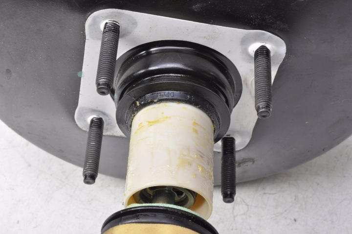 VOLVO S60 I V70 II XC70 SERVO 31273684
