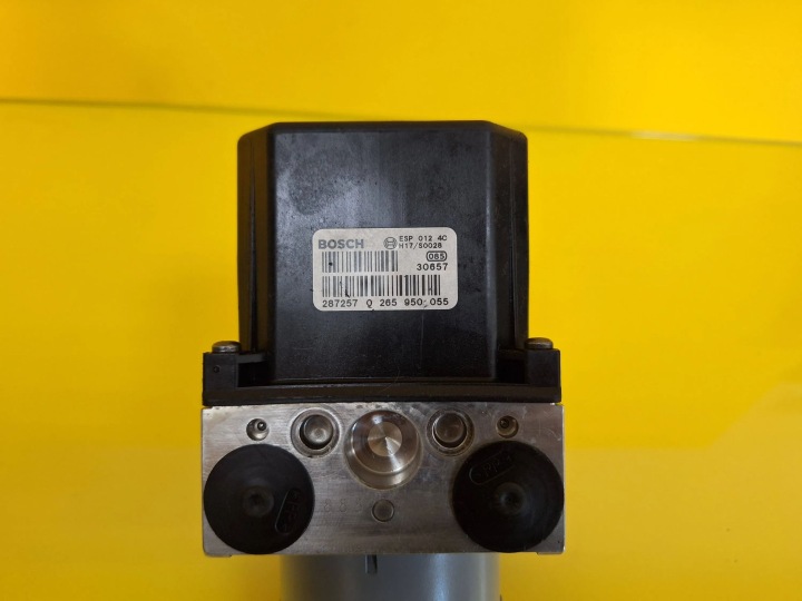 CONTRÔLEUR POMPE ABS 0265225124/ 0265950055 A6 C5 NR80