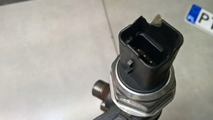 MOULURE INJECTION TRANSIT MK6 2.0 TDCI 2S7Q9D280AC