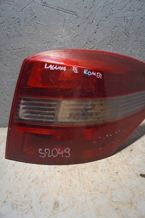 RENAULT LAGUNA III UNIVERSEL PHARE DROIT ARRIÈRE (S2049)