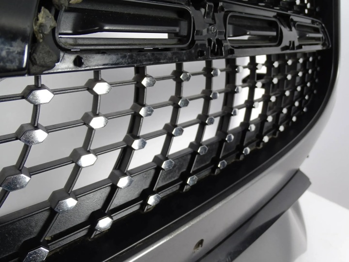 PARE-CHOCS AVANT MERCEDES B CLASSE A247 W247 AMG A2478801404