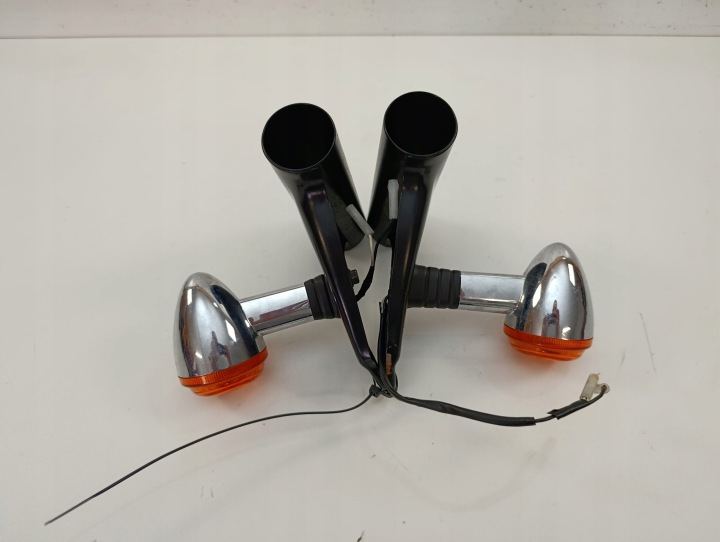 TRIUMPH BONNEVILLE T100 CHÂSSIS FIXATION PHARES CLIGNOTANTS