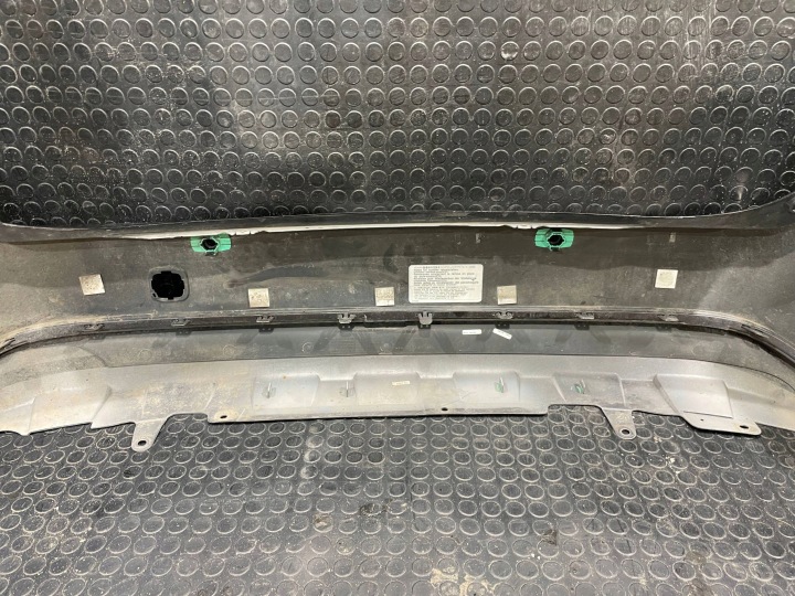TOYOTA COROLLA XII 12 E21 18- UNIVERSEL TREK PARE-CHOCS ARRIÈRE ARRIÈRE