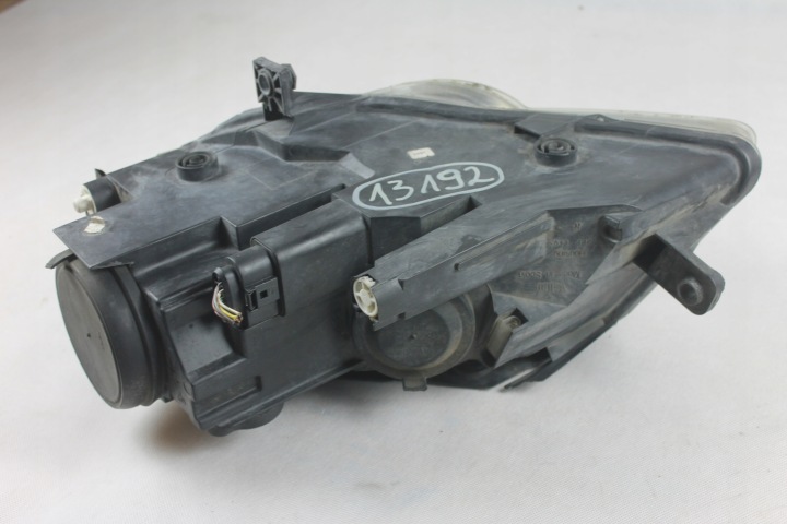 PHARE DROITE AVANT PROJECTEUR DROIT AVANT VW PASSAT B6 VALEO 3C0941006S