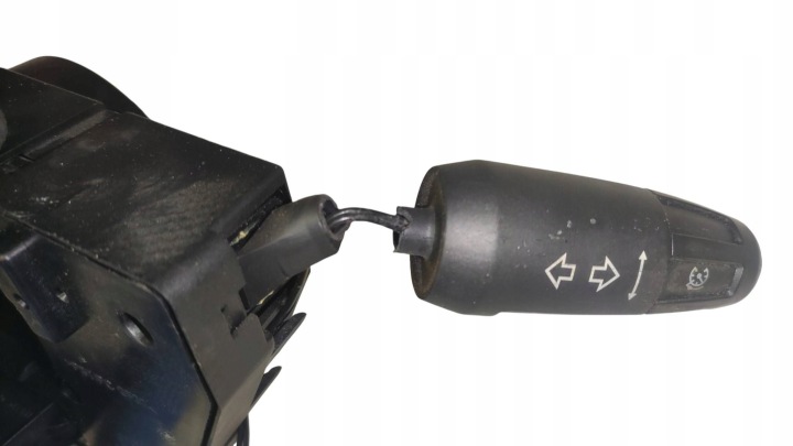 COMMUTATEUR COMPOSITE MANETTES OPEL CORSA D 13142283 EUROPE EUROPE