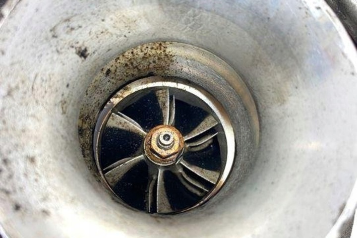 TURBINE BMW 1 (E87) 4933500230 2.0L DIESEL 130KW 2008