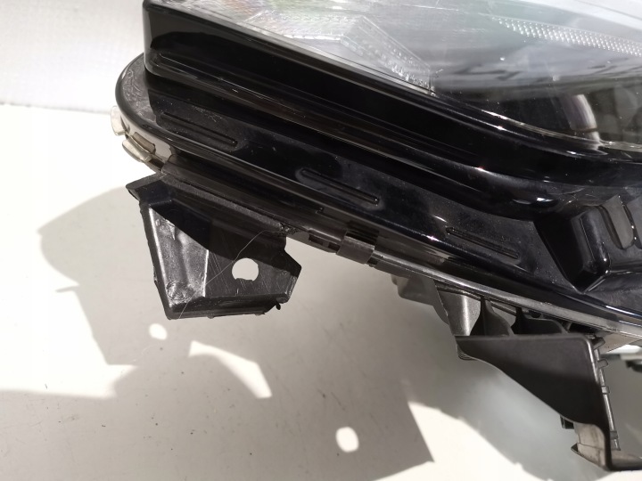 PHARE AVANT GAUCHE COMPLET LED RENAULT CLIO 5 V 19-23 260607647R