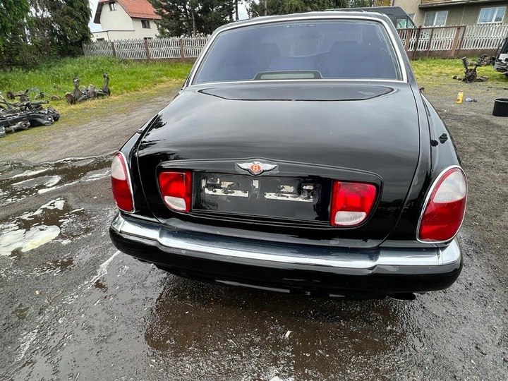 BENTLEY ARNAGE TAPA DE MALETERO PARTE TRASERA 