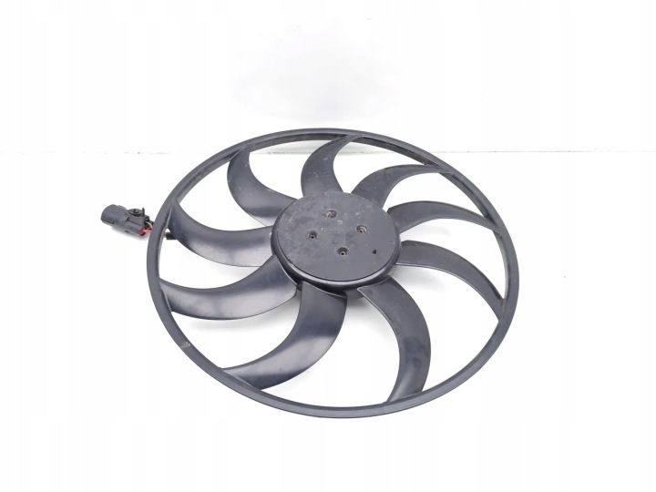 FORD FOCUS MOTEUR ÉLECTRIQUE VENTILATEUR REFROIDISSEMENT 2019 ESTATE 4/5DR