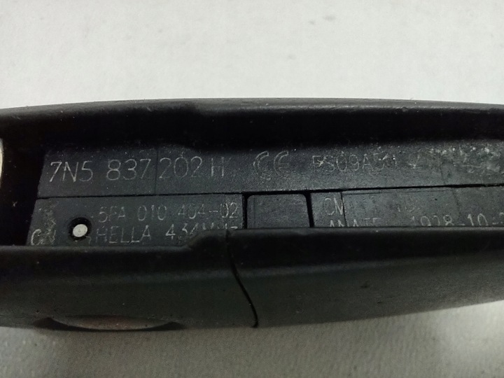 CONTACTEUR D'ALLUMAGE CLÉ SEMELLE 6R0907851B 1S4837167 SEAT MII 3 PORTES EUROPE