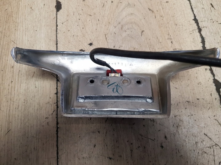 REVÊTEMENT CHROME AMPOULE SUR AILE HARLEY DAVIDSON