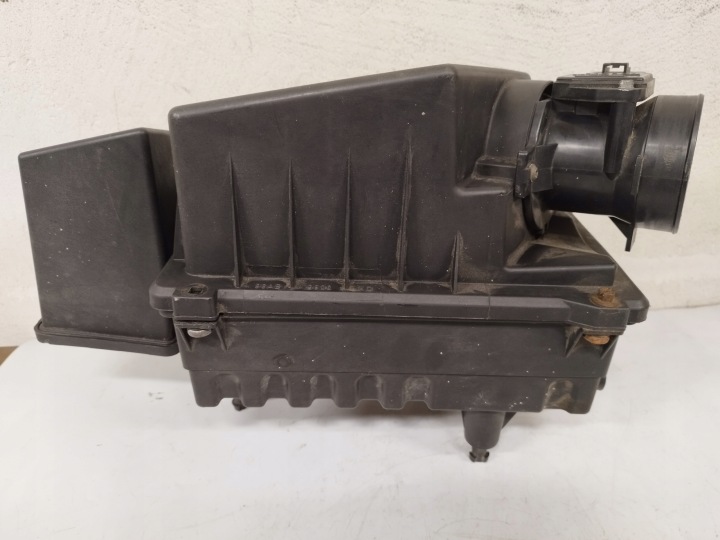 FORD FOCUS MK1 CHÂSSIS FILTRE AIR 98AB-9600-KD 1,8TDDI