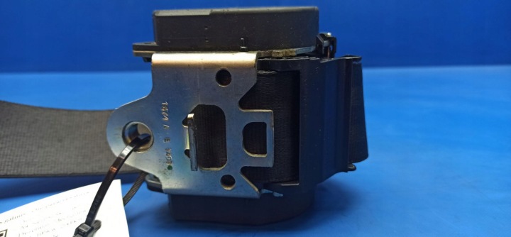 ARRIÈRE CEINTURE DE SÉCURITÉ AUDI A4 S4 B8 8K 6009173