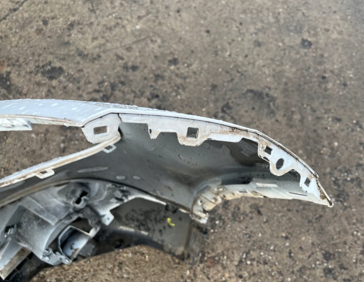 PARE-CHOCS AVANT CITROEN C4 III 3 SANS PDC