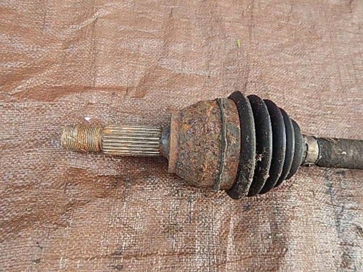 DEMI-ARBRE DROITE MAZDA 2 DY 1,4 03-07