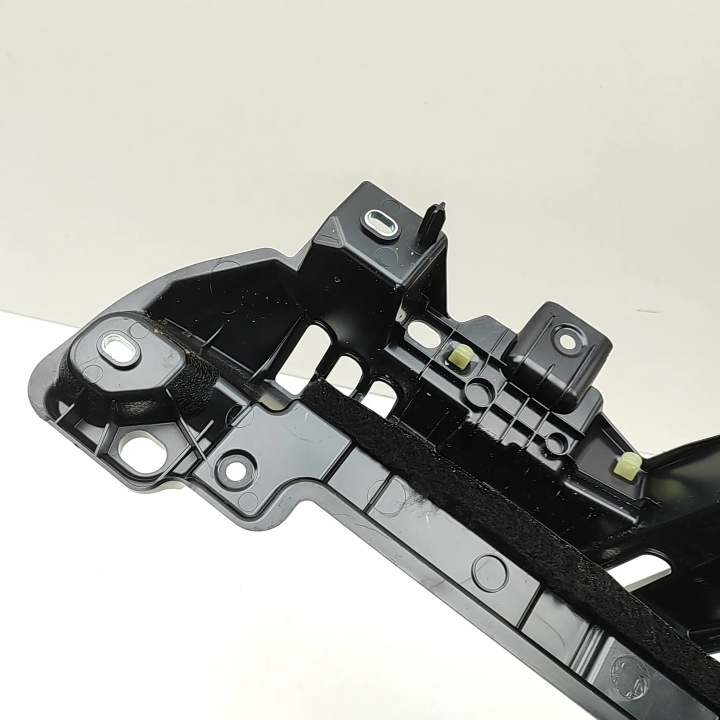 AUTRE PIÈCES COUVERCLES DE COFFRE BMW XM (G09) 9873644 33958900 4.4L 480KW 2023