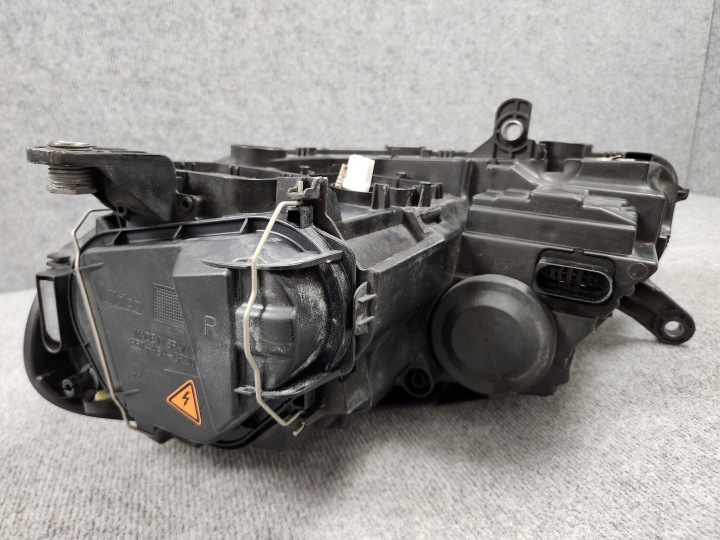 PROJECTEUR PHARE AVANT AVANT DROITE VW PASSAT B7 3AB BI-XENON LED 10-14