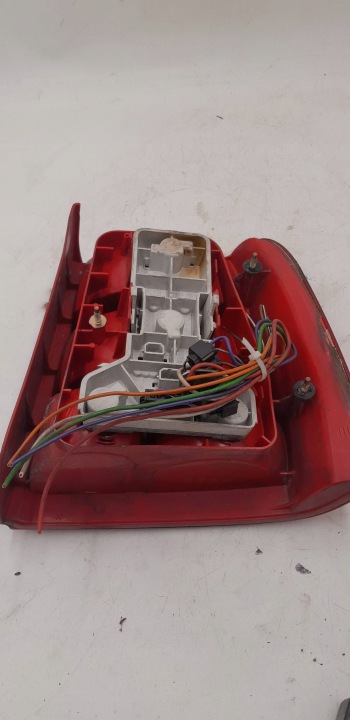 VOLKSWAGEN OE 3B9945095F PHARE ARRIÈRE COMBINÉ