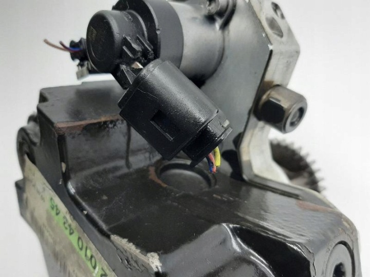 POMPE CARBURANTS MERCEDES-BENZ E T-MODEL (S212) A6420700801 3.0L DIESEL 195KW