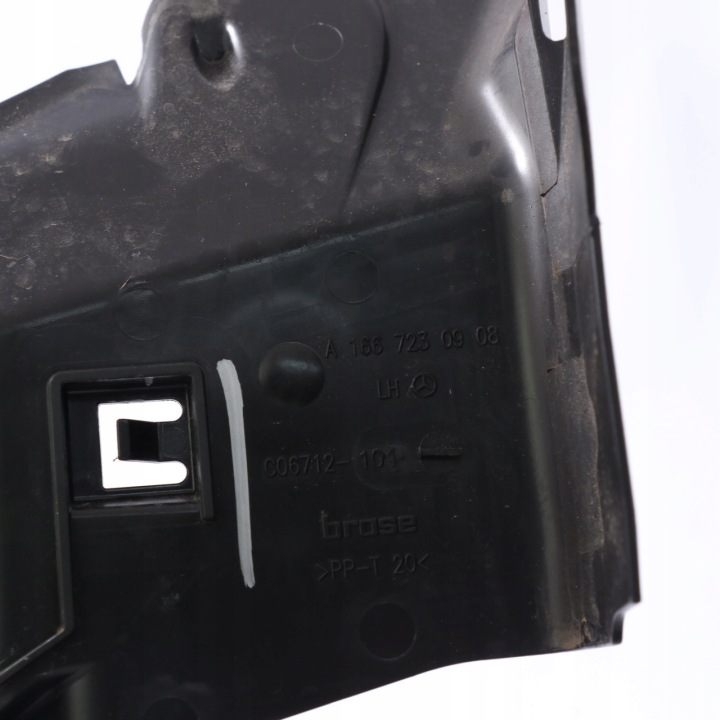 PROTECTION SERRURE PORTES DROIT AVANT MERCEDES ML W166 A1667230908