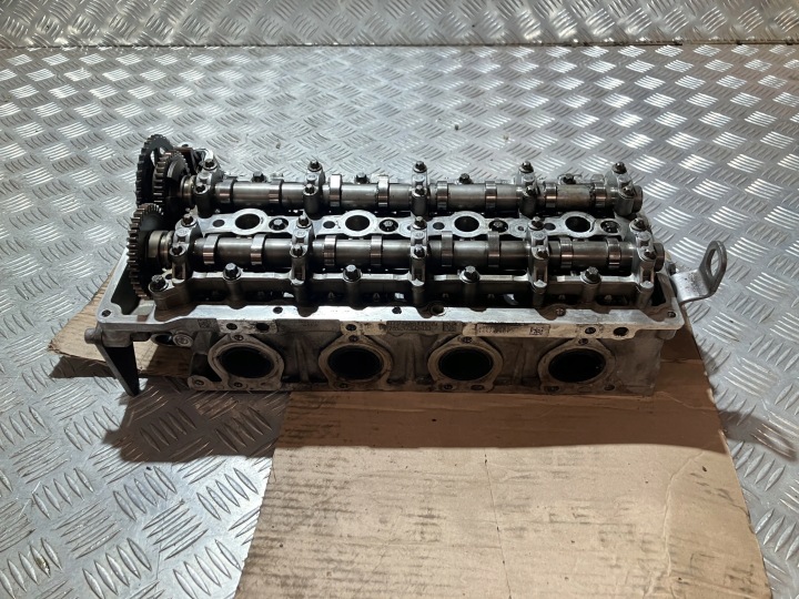 CULASSE COUVERCLE DE SOUPAPES ARBRES MINI COUPÉ R58 2.0 D N47C20A 143 KM