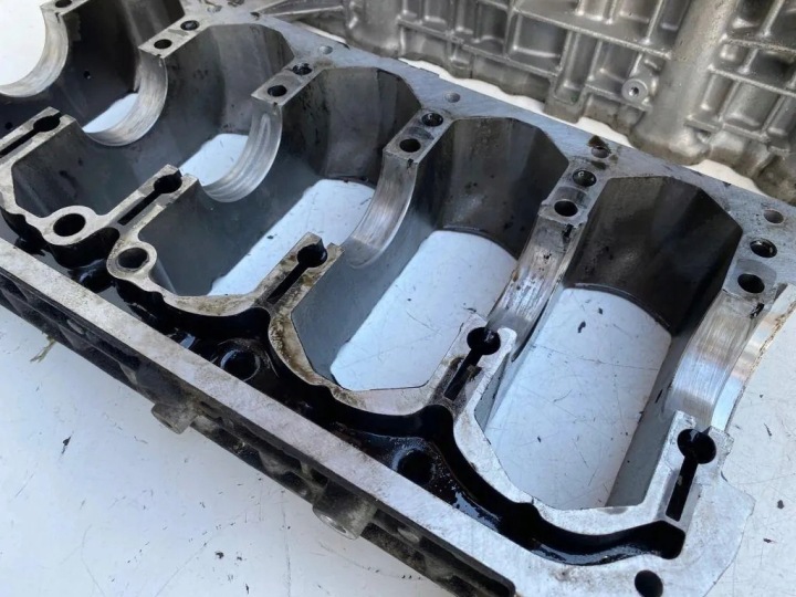 BLOC MOTEUR 30777889 VOLVO 2.4 D5 D5244T