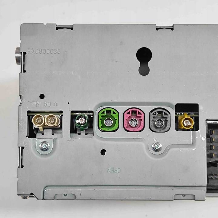 RADIO AVEC NAVIGATION MERCEDES-BENZ B (W246, W242) A2469010802 30292799 1.6L