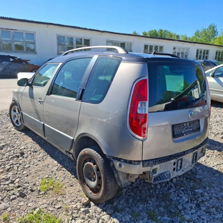 SKODA ROOMSTER POMPE VIDE SYSTÈMES DE FREIN 2012 1.6L 03L145100 03L 1