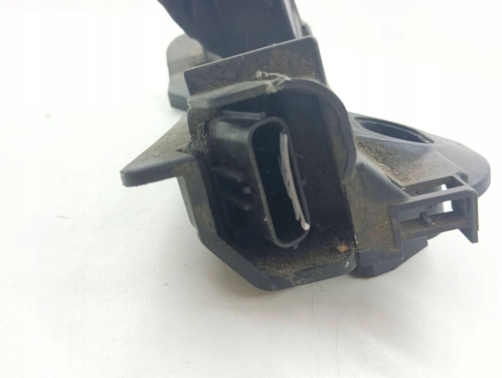 VOLKSWAGEN PASSAT B6 PÉDALE GAZ 2010 74390500