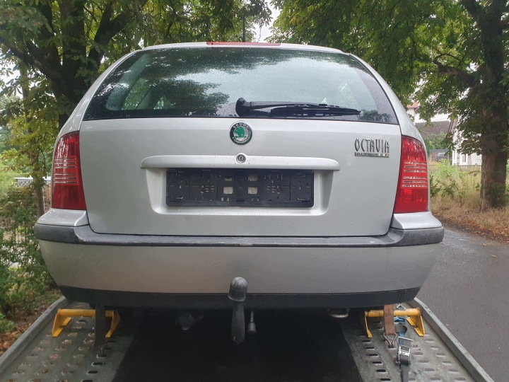 AILE DROIT AVANT SKODA OCTAVIA 1 I 00R UNIVERSEL 9102 1.6 PHOTO DOLU DOKLADNE