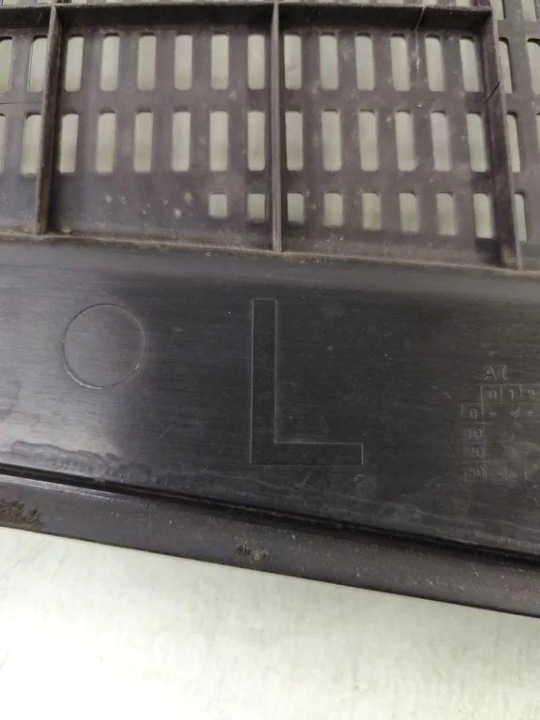 PLASTYK ESSUIE-GLACES AVANT BMW X5 (E70) 6945583 2006