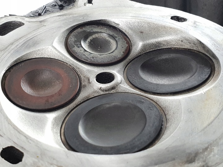 CULASSE GAUCHE BMW 1200 BMW 8546345