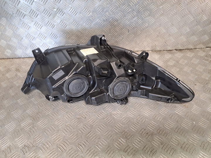 FORD MONDEO MK5 PHARE GAUCHE AVANT UK DS73-13W030-BE