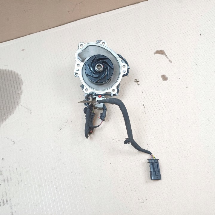 POMPE À EAU LAND ROVER JAGUAR XE XF X260 2.0 D