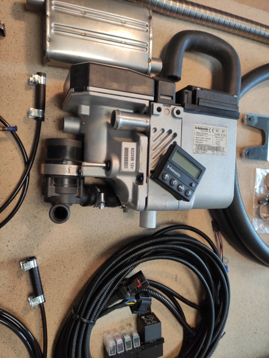 WEBASTO DIESEL COMPTEUR 1530 KIT VERS VOITURE TTC 12V 5.0 KW ANALOGIQUE