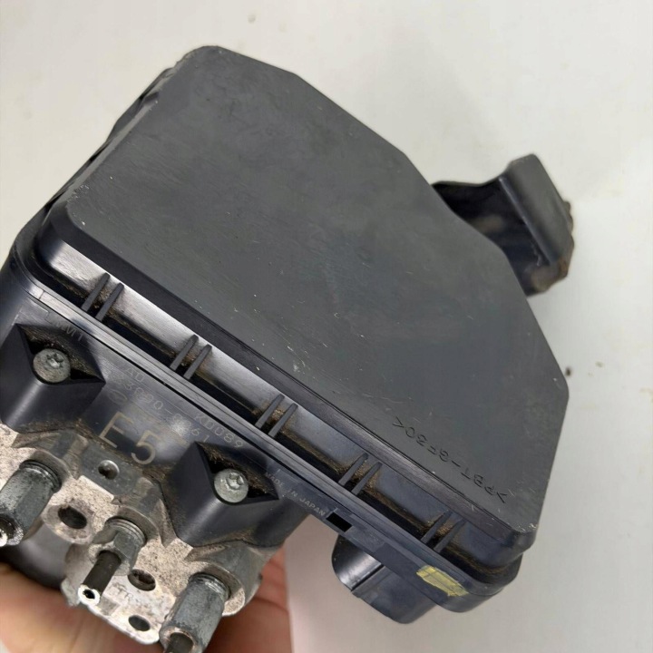 MAZDA 6 III GJ 2.2D POMPE ABS OE GMM1437A0 1330000961