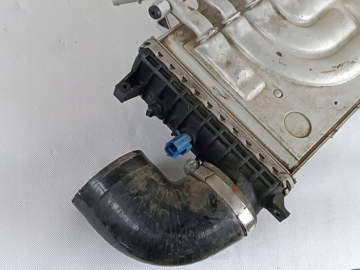 LAND ROVER DEFENDER II 2020+ L663 3.0 ÉCHANGEUR AIR-AIR K6D36K775BE