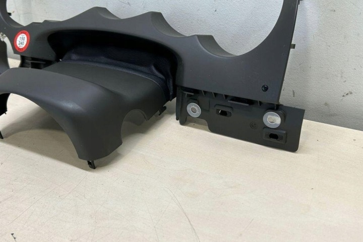 PROTECTION TABLEAU DE BORD PORSCHE CAYENNE (92A) 7P5857054D 3.0L 2015