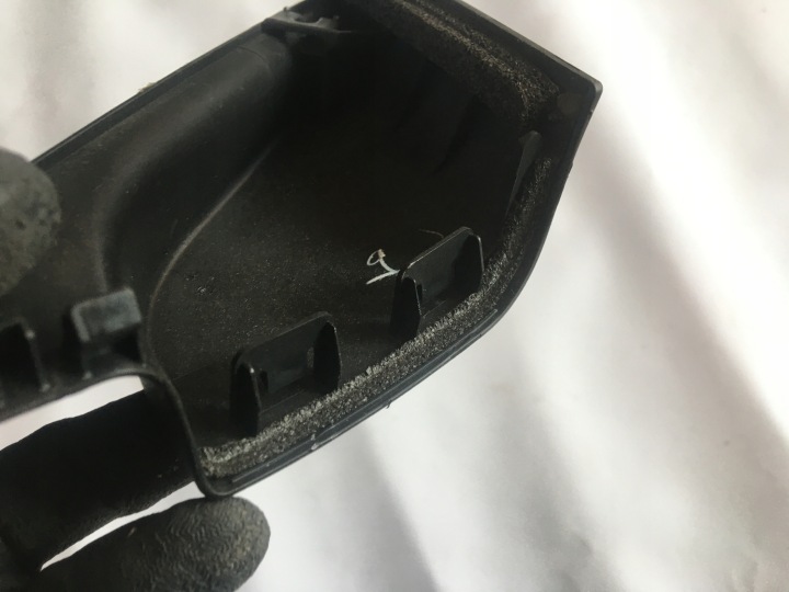 SUZUKI VITARA III 15- PROTECTION RÉTROVISEURS GAUCHE TRIANGLE 84791-54P0