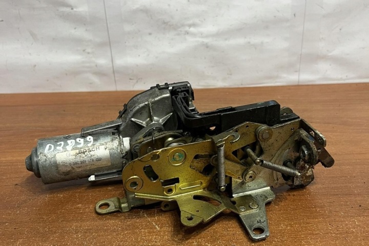 SERRURE COUVERCLES DE COFFRE COUVERCLES DE COFFRE AUDI 100 (5000) A2107400536 GASOLINE 1997