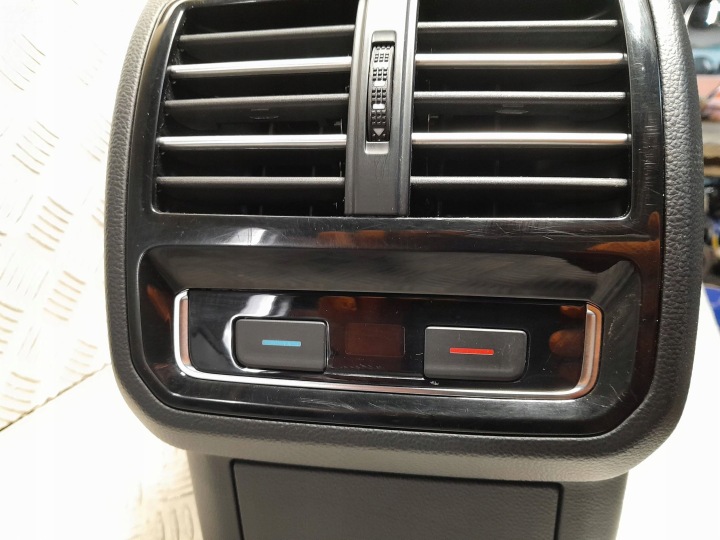 VW PASSAT B8 UNIVERSEL TUNNEL CENTRAL CUIR ACCOUDOIR GTE 3G0857100I