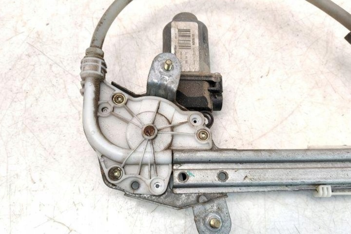 ÉLÉVATEUR VITRES ARRIÈRE DROITS PORTES RENAULT LAGUNA II (BG0/1_) 8200000558