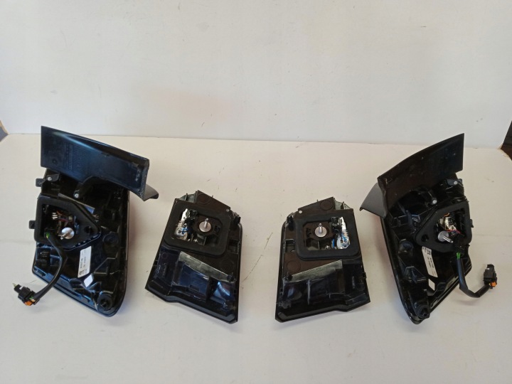 PHARE PHARES PEUGEOT 3008 9810477780 9810477880 ARRIÈRE 16+ PEUGEOT 3008 II P84 PHARE ARRIÈRE DROITE GAUCHE OM 9810477180 OM 9810477080